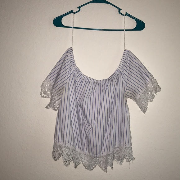Ambiance White and Blue Stripes Crop Top L - Picture 3 of 3